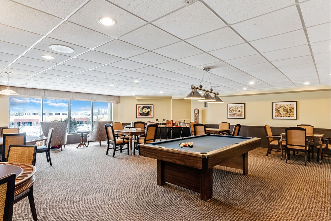 Lexington Square Lombard (UPDATED) Get Pricing & See 9 Photos in